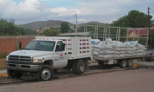 Trabajo de impermeabilización en cubierta comercial